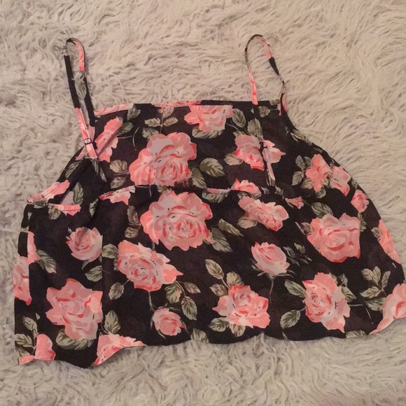 Pink Roses crop top - Picture 2 of 2